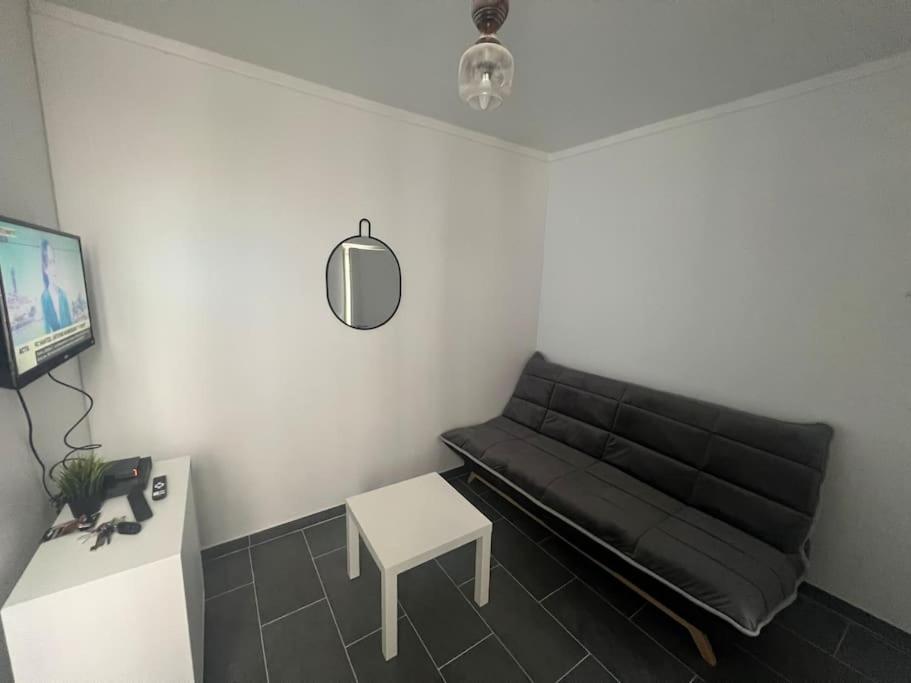 Studio Cosy Refait A Neuf Levallois المظهر الخارجي الصورة